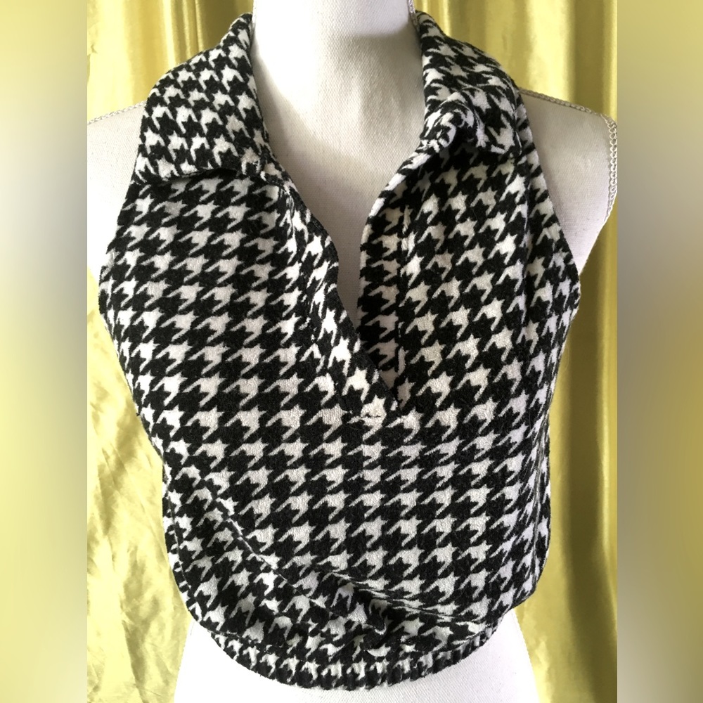 🧼Houndstooth crop top